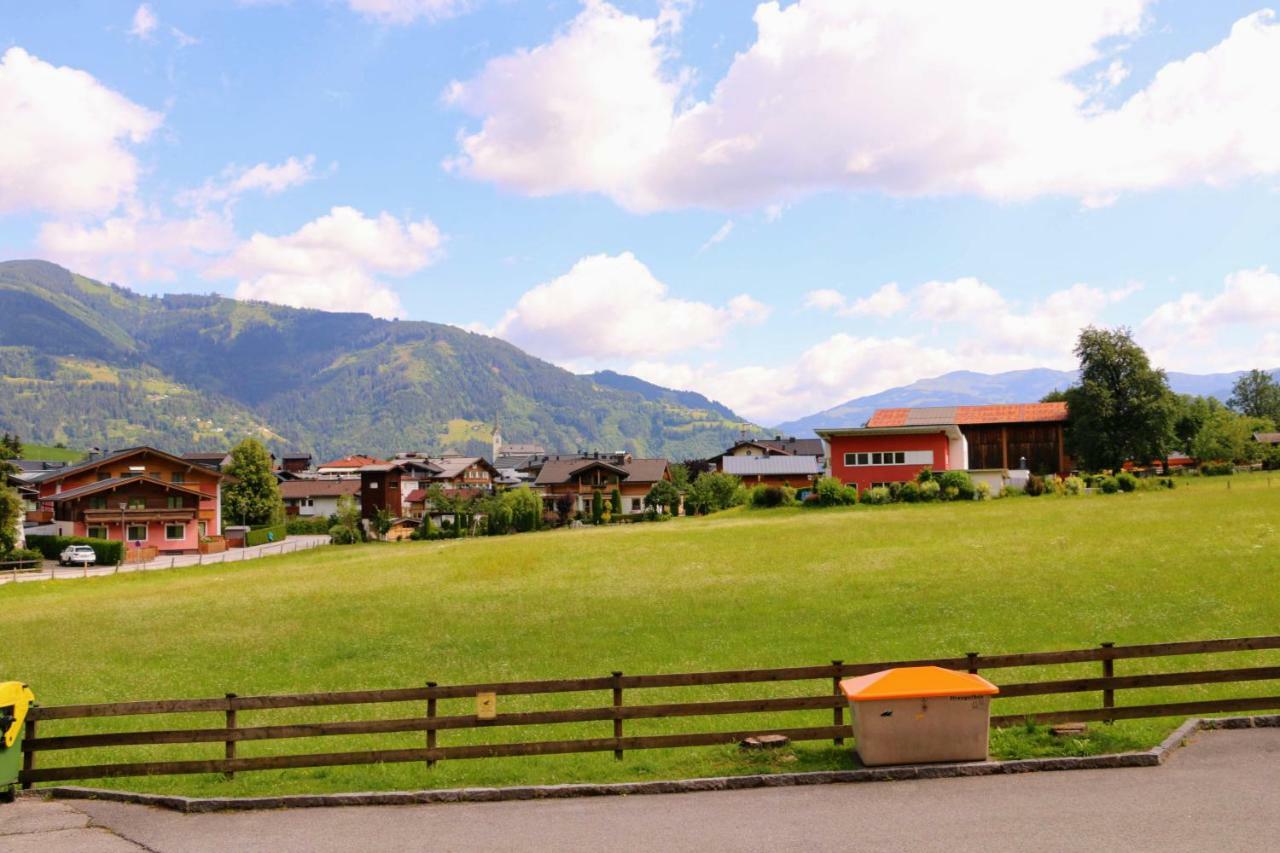 Green Wall Apartment Kaprun Exterior foto